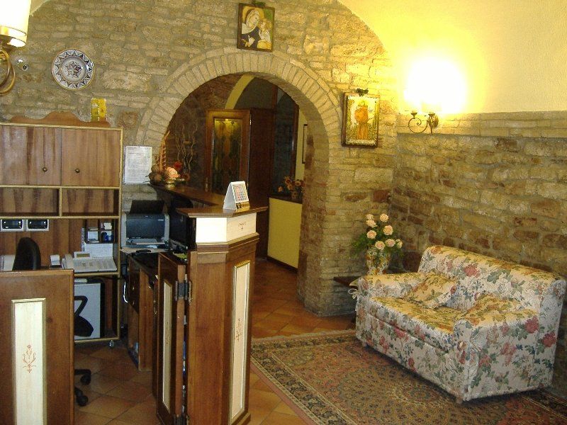 Hotel Pax Assisi Esterno foto