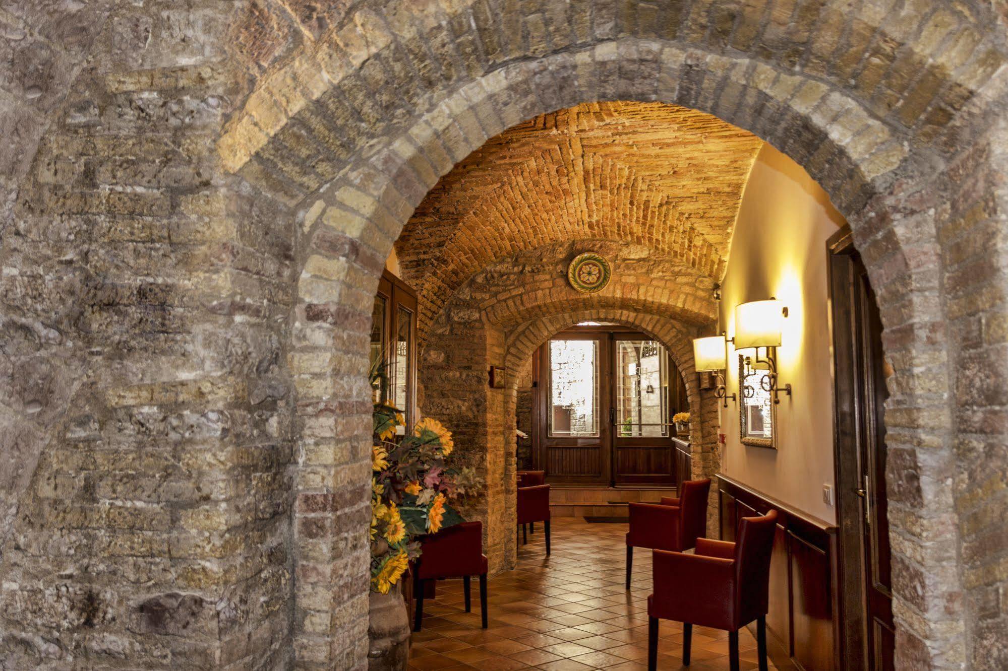 Hotel Pax Assisi Esterno foto