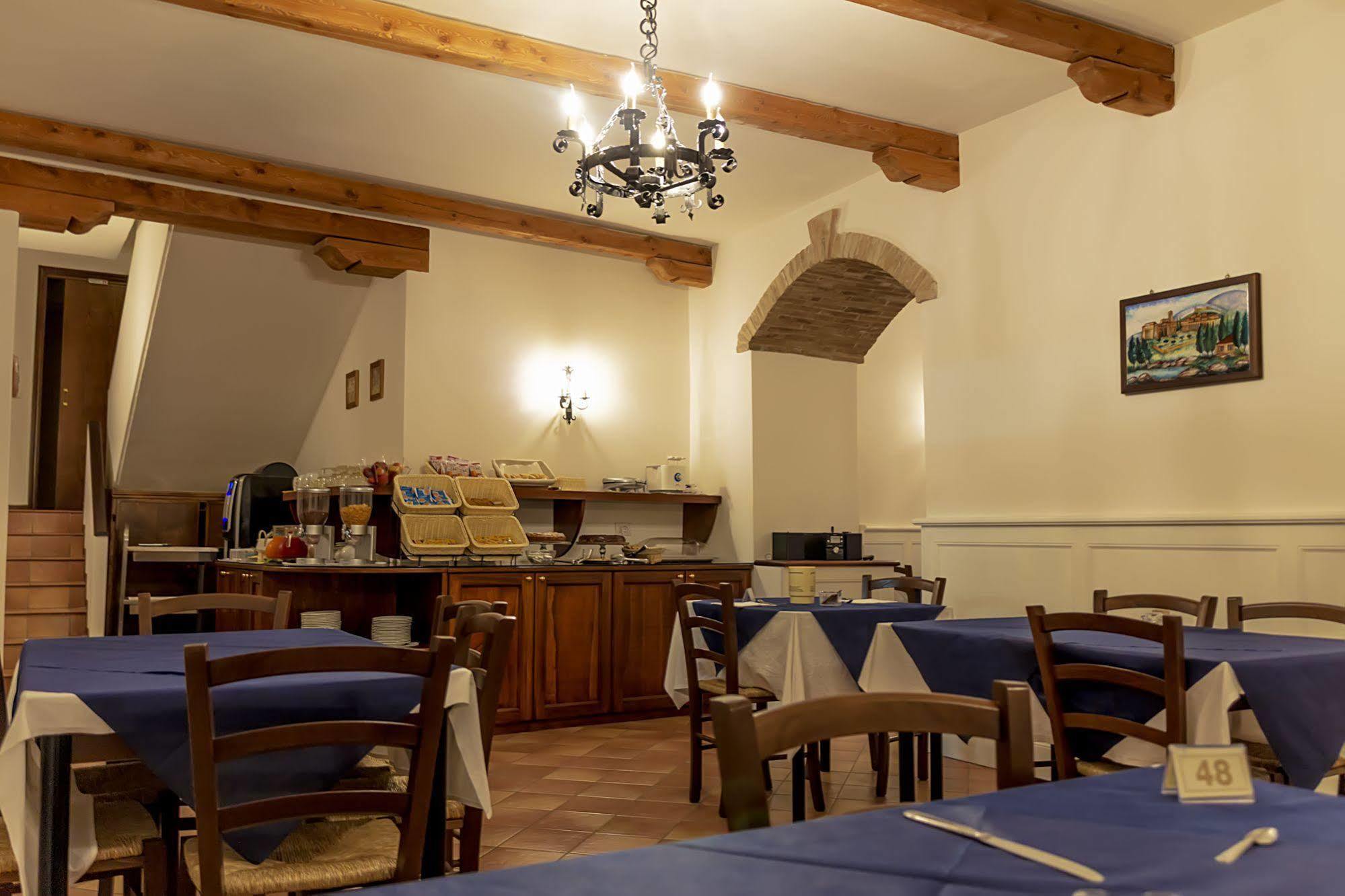 Hotel Pax Assisi Esterno foto